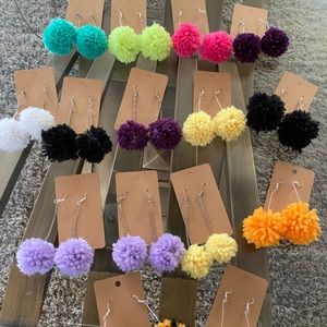Pom Pom earrings